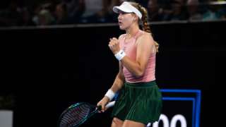 Andreeva gets back on track with battling win over Kessler