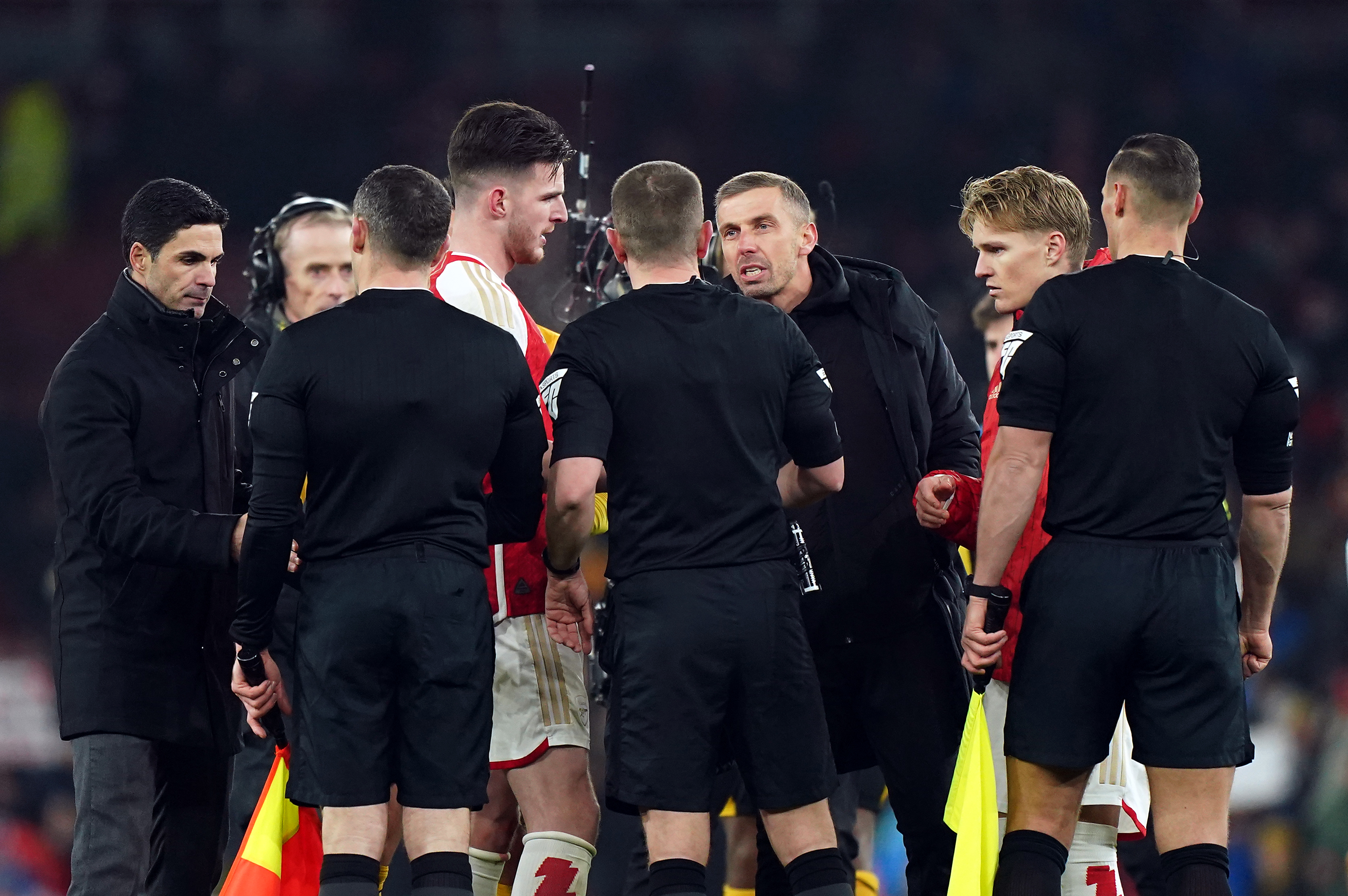 Gabriel Martinelli desperate for Arsenal to stay at Premier League summit