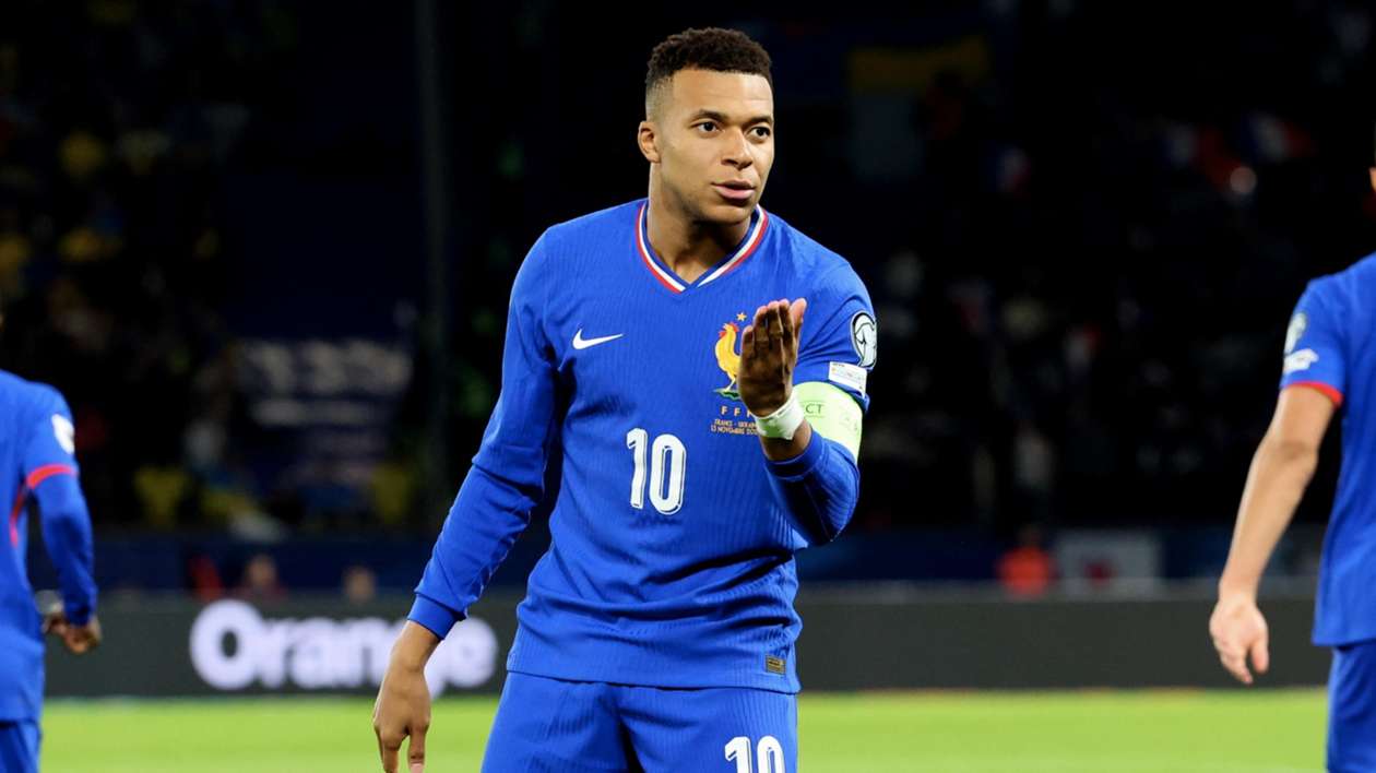 Deschamps: 'No risk to take' with Mbappe's injury