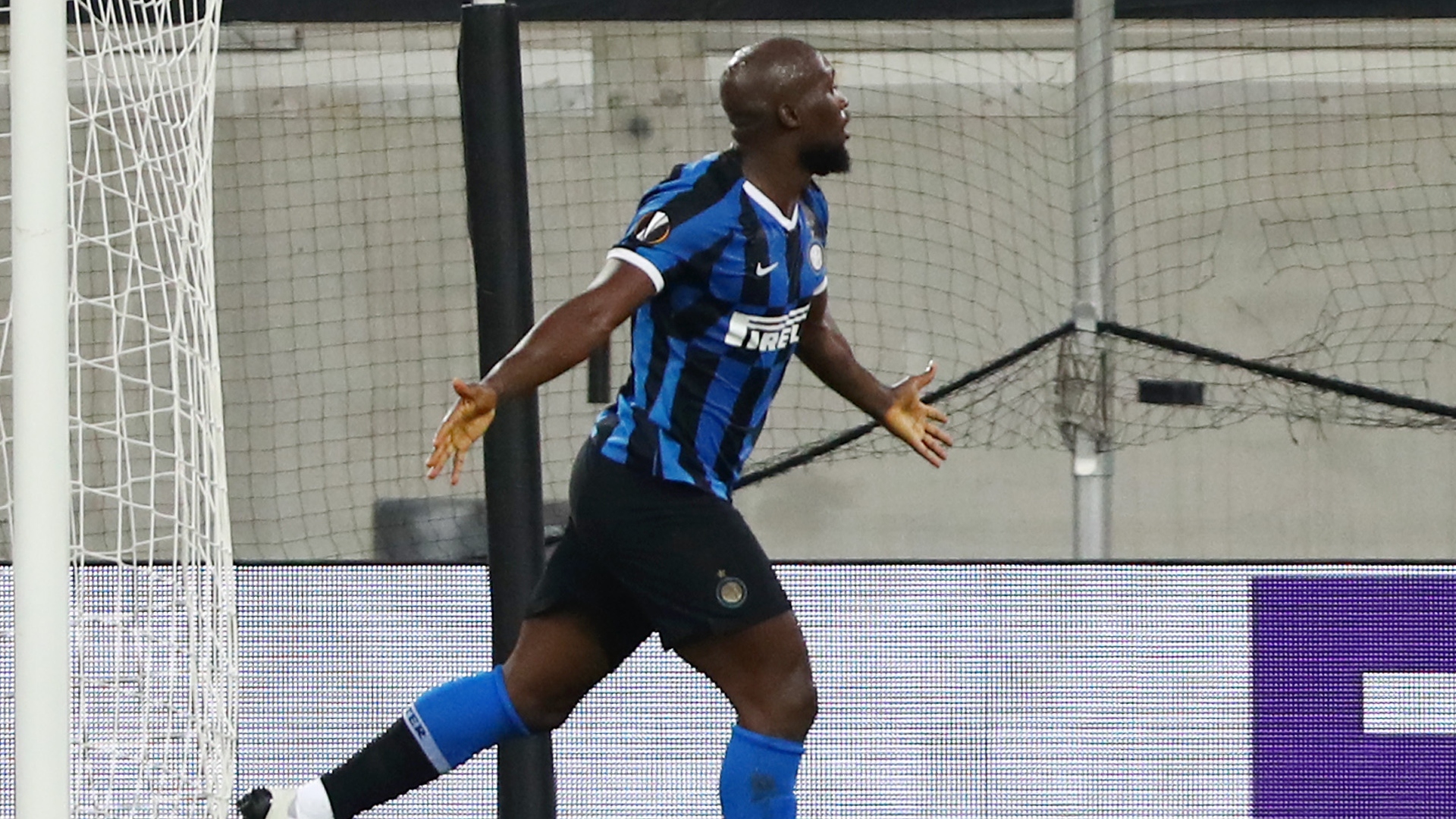 Lukaku has found his happiness at Inter, says Van Persie