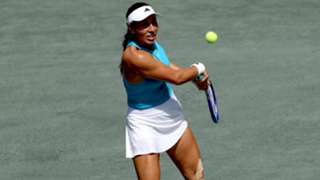 Pegula overcomes Shnaider to continue Charleston title defence