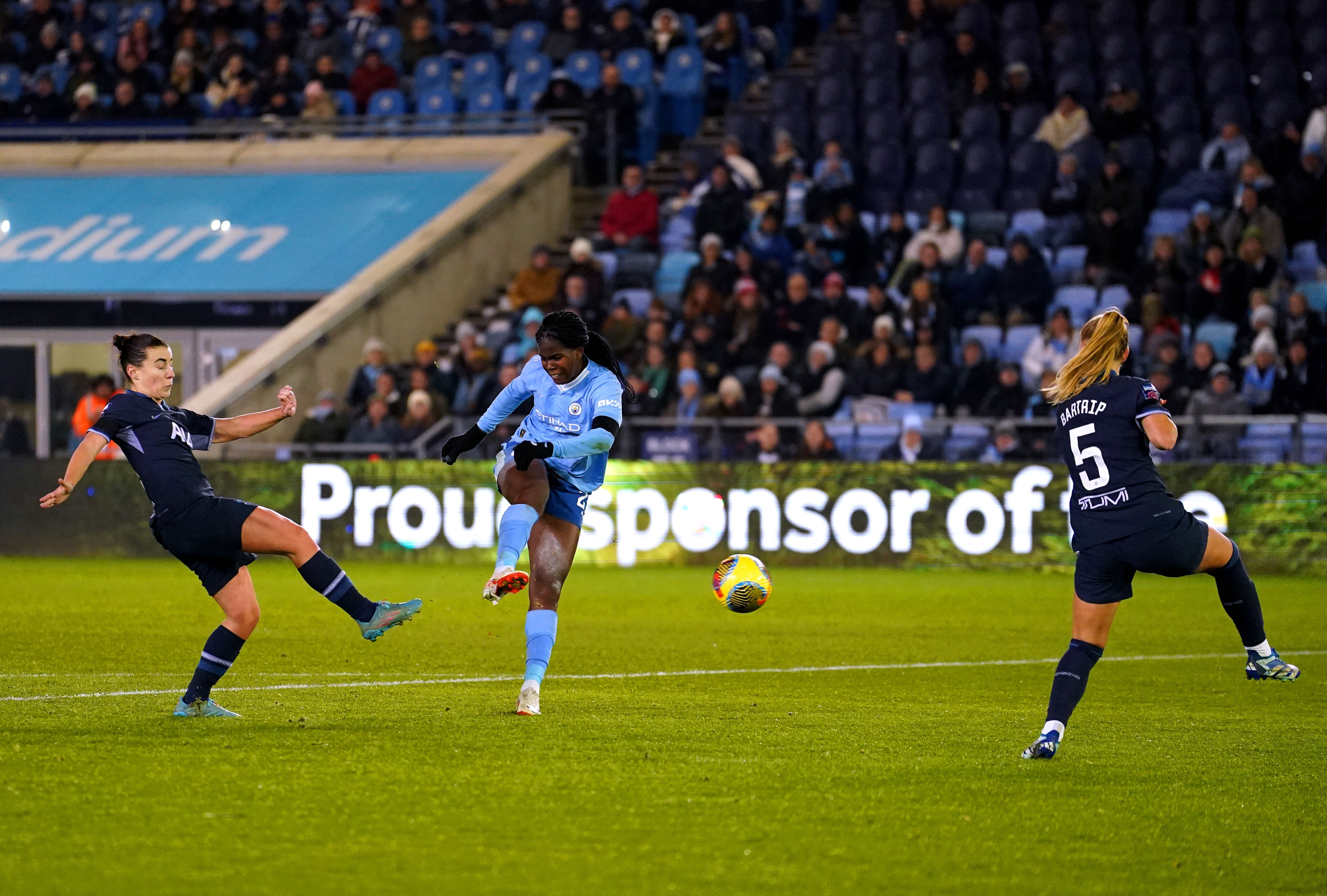 Manchester City’s Khadija Shaw (centre) scores against Tottenham