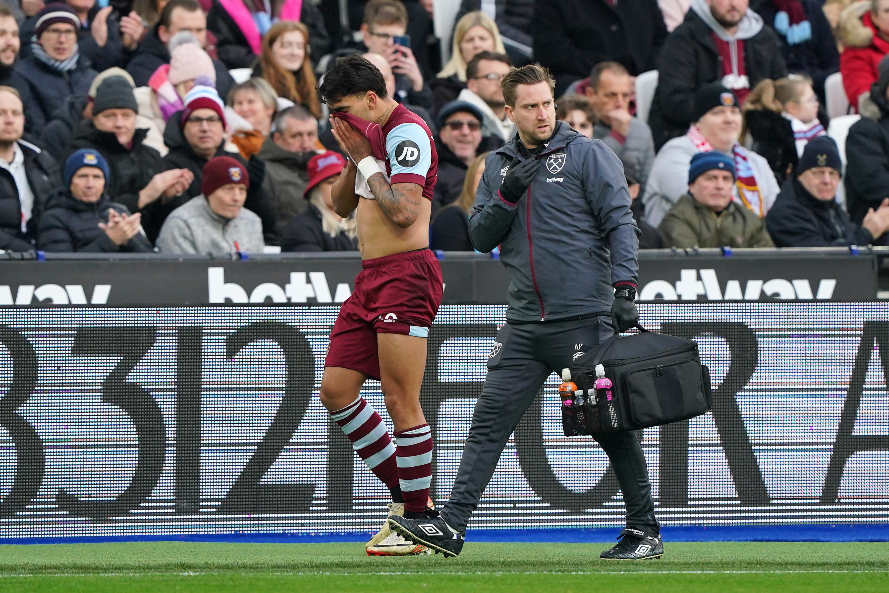 Injuries are part of football – Moyes stands by decision to play strongest team