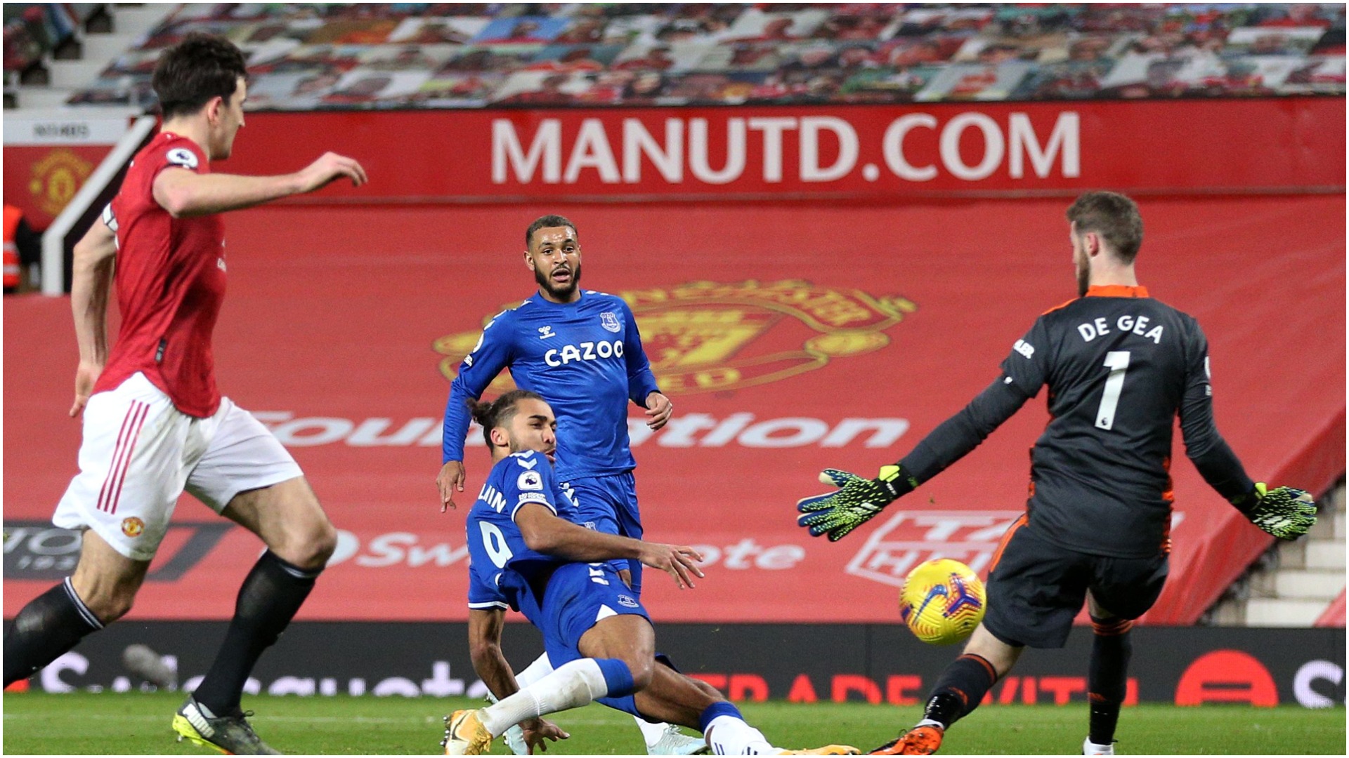 Manchester United 3-3 Everton: Last-ditch Calvert-Lewin leveller stuns Solskjaer's side