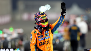 Piastri back in the hunt with dominant Qatar sprint win, Norris takes third