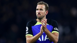 Harry Kane's record-equalling goal at Fulham was enough for a Tottenham victory on Monday