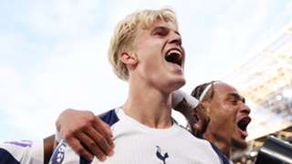 West Ham 0-3 Tottenham: Bergvall stars and Soucek sent off in comfortable derby win