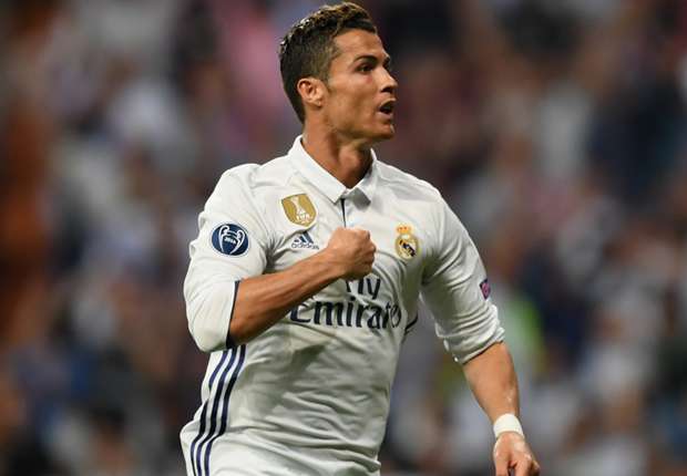 cristianoronaldo-cropped_11c9t5flhy8t31mcvl15w8027a.jpg