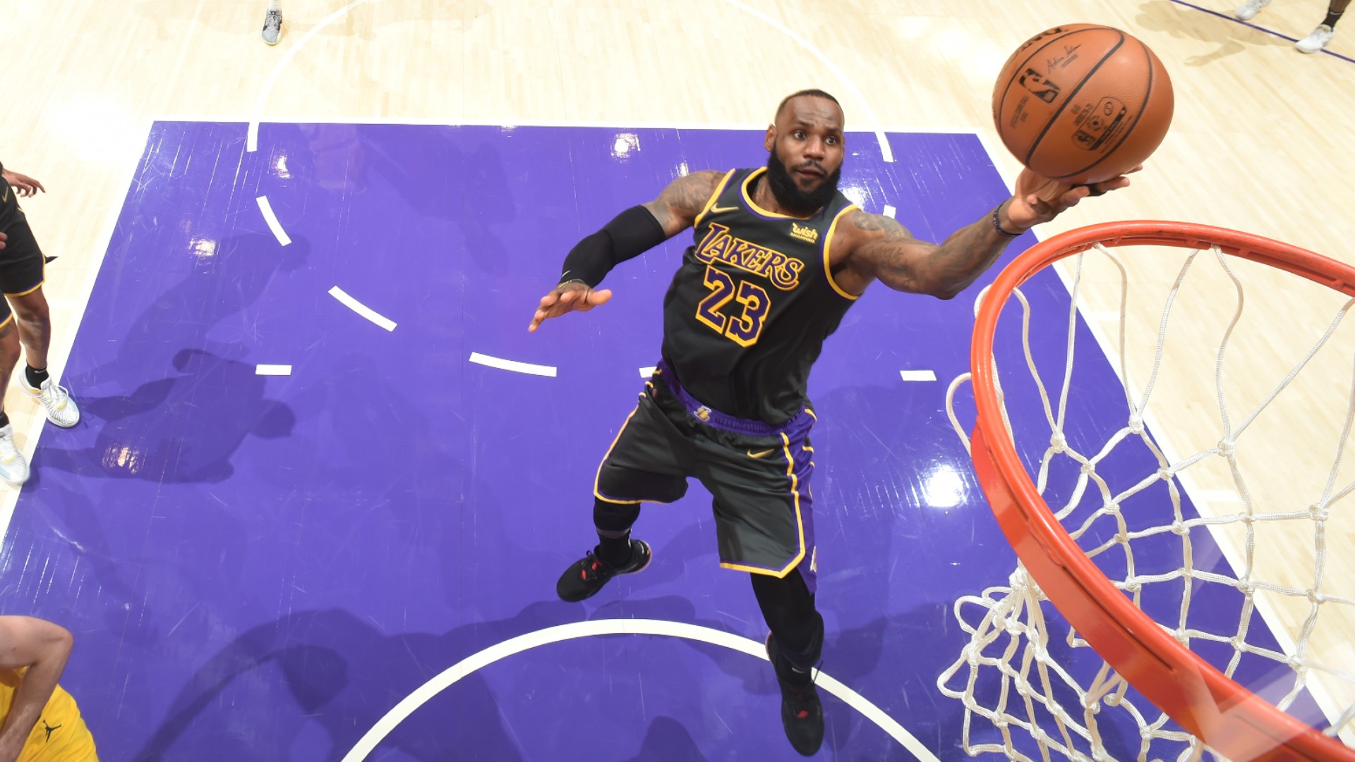 LeBron's Lakers snap skid after All-Star break, Embiid injury overshadows 76ers win