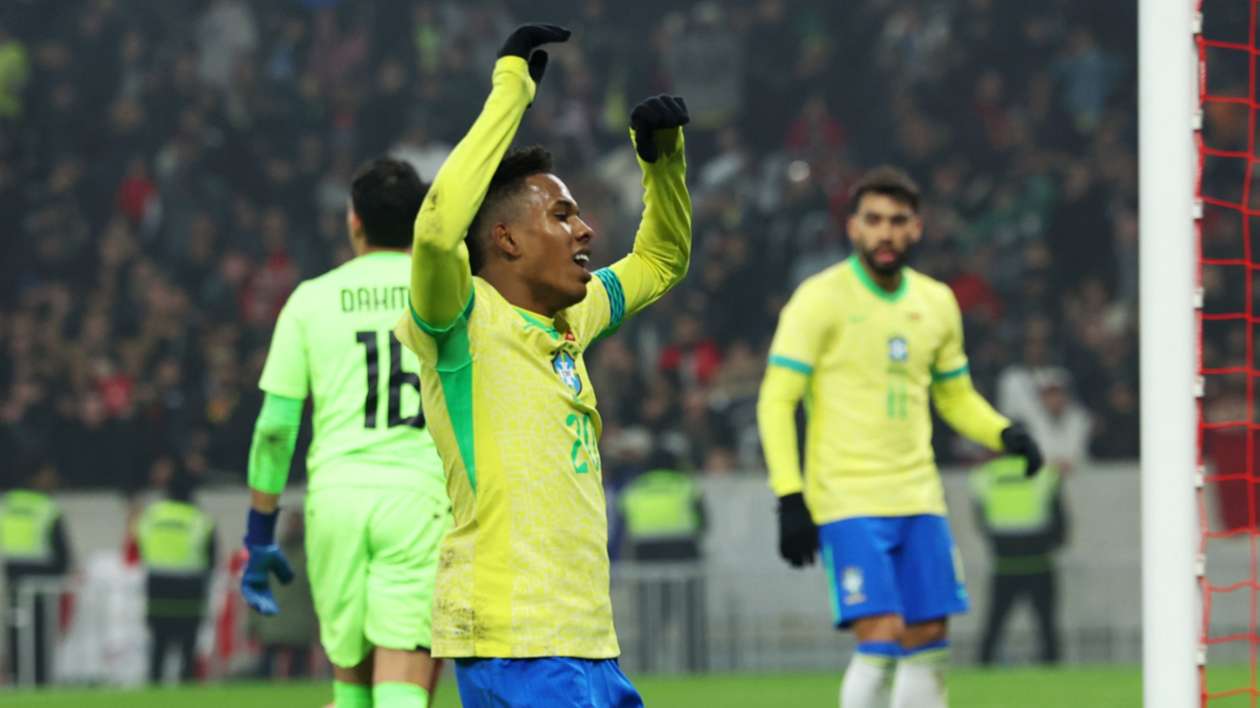 Estevao bowed down to team orders before Paqueta penalty miss