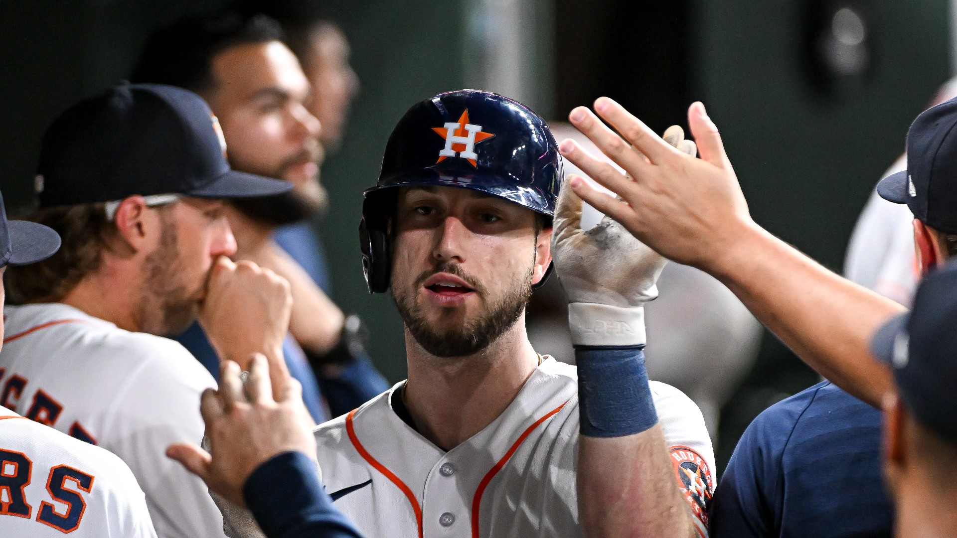 Kyle Tucker, Martin Maldonado homer as Houston Astros beat Texas Rangers 4-3 to reduce deficit in AL West to one game