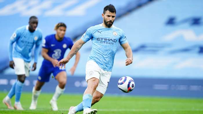 Manchester City 1-2 Chelsea: Celebrations stall as Aguero aberration lets Blues back in