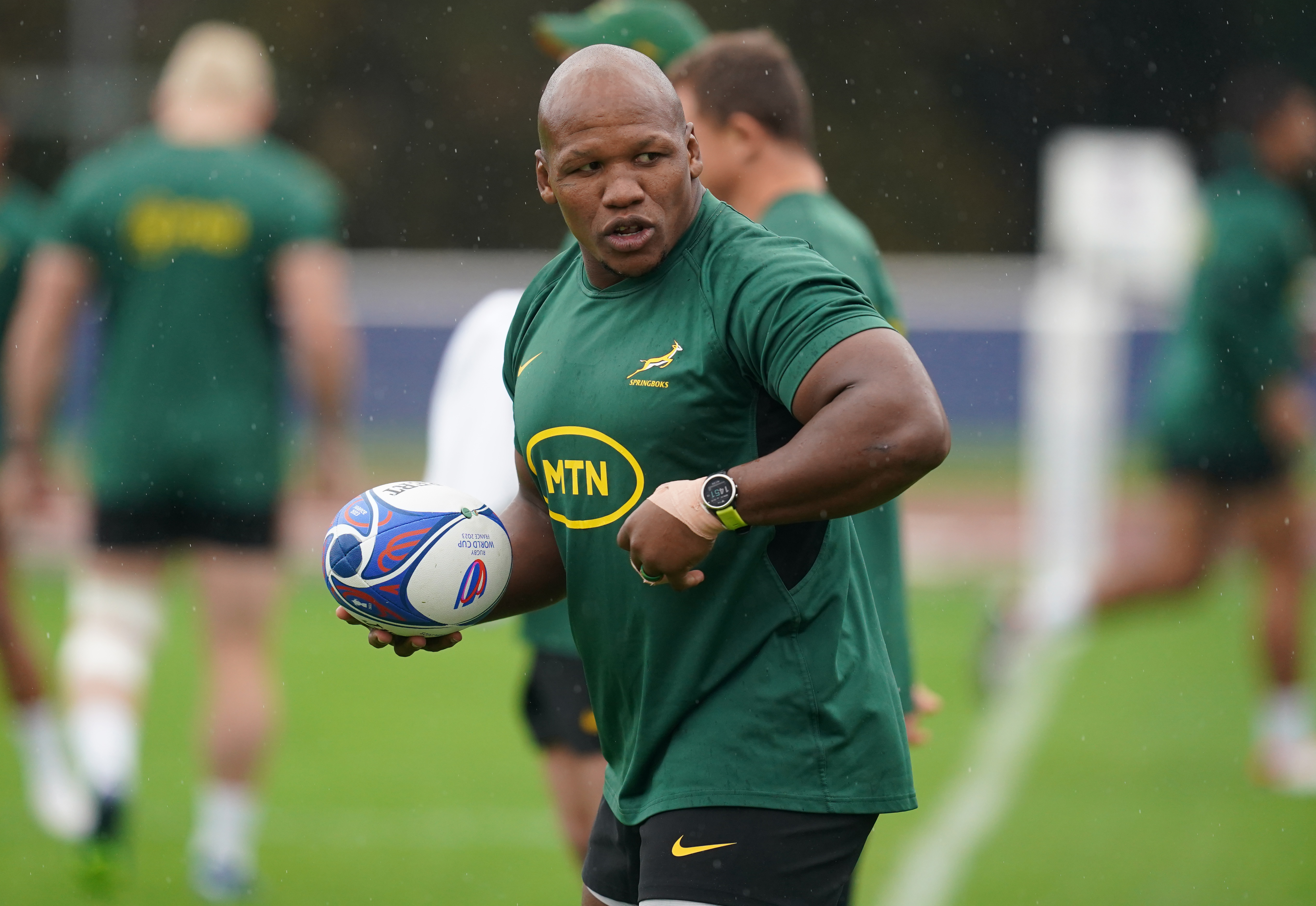 Bongi Mbonambi in training