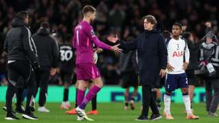 Under-pressure Frank says Spurs need unity, rows back on 'true' fan comments