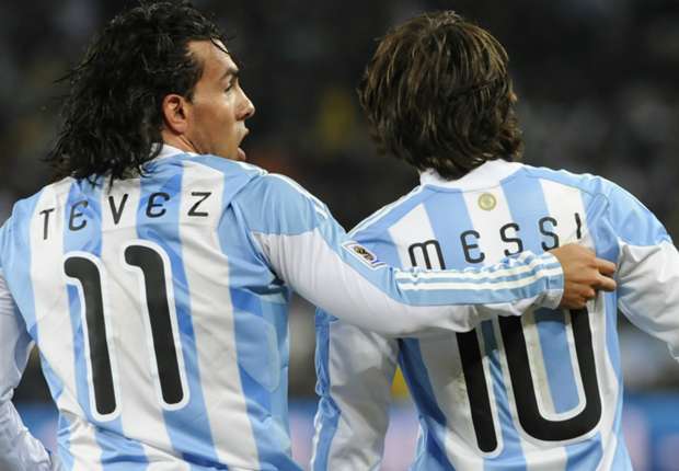 tevezmessi-cropped_tivgw8uczqwu15i15g894khur.jpg