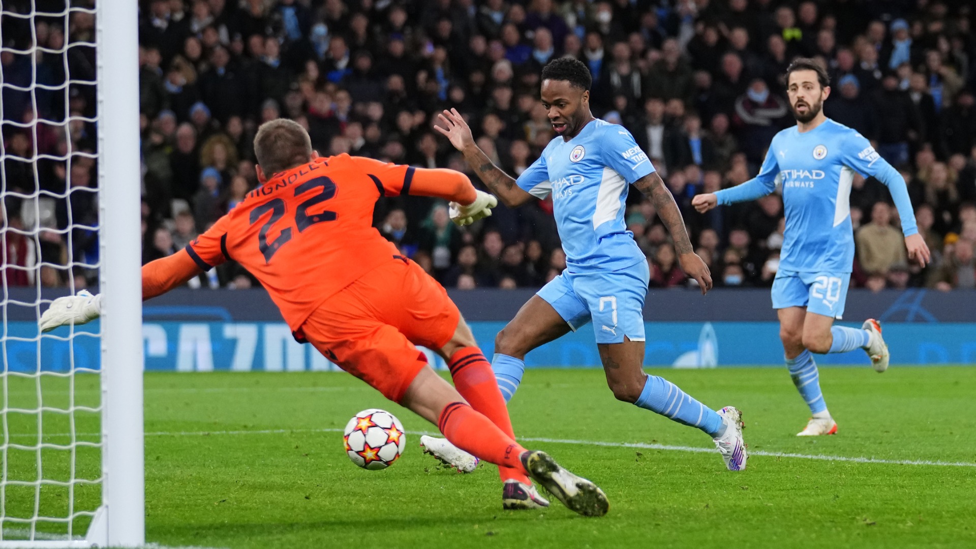 Raheem Sterling scores for Manchester City