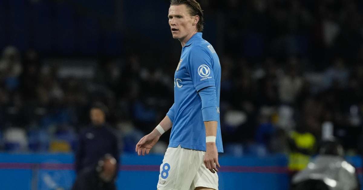 Scott McTominay in Napoli colours