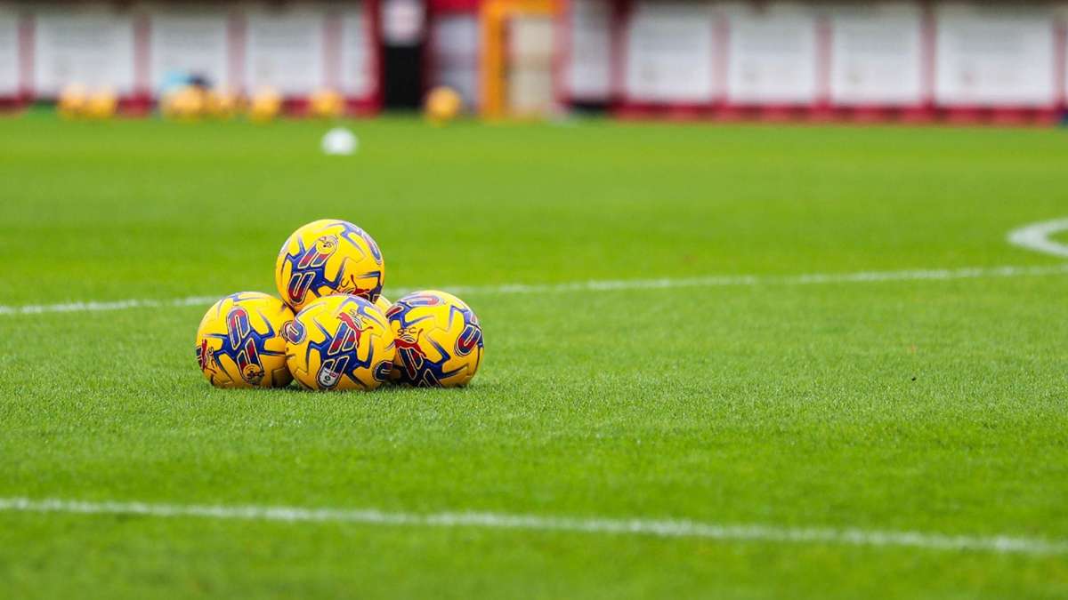 Mason Barrett fires Wealdstone winner in 3-2 victory over Oldham
