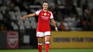 USWNT defender Fox signs new contract with Arsenal