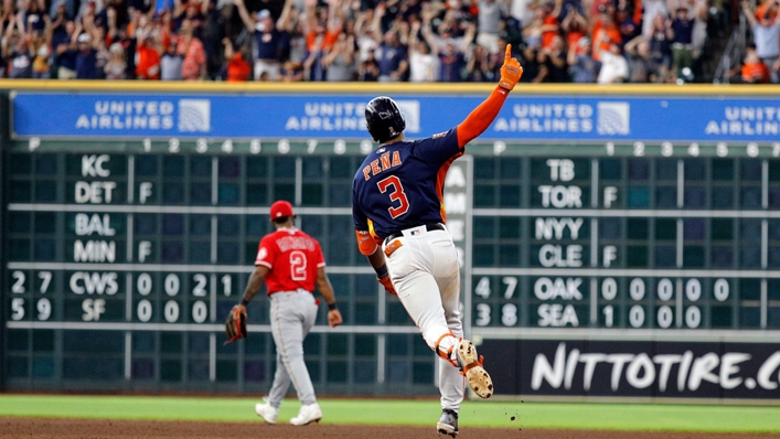 Jeremy Pena hits a walk-off homer for the Houston Astros on Sunday