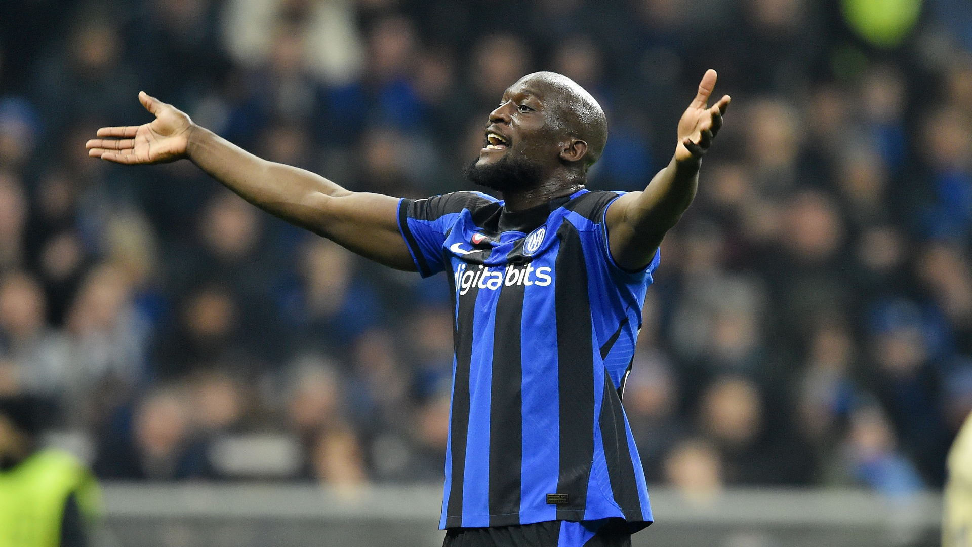 Romelu Lukaku celebrates scoring for Inter against Porto in the Champions League last 16