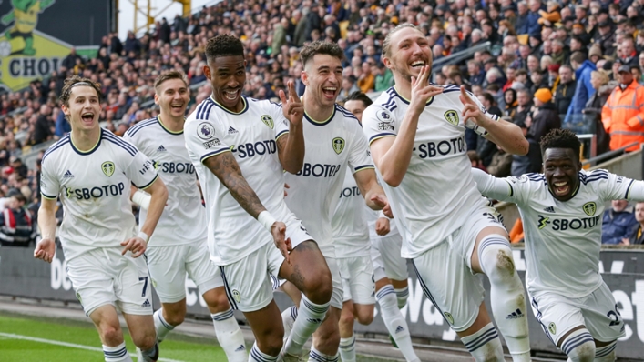 Leeds United beat Wolves 4-2