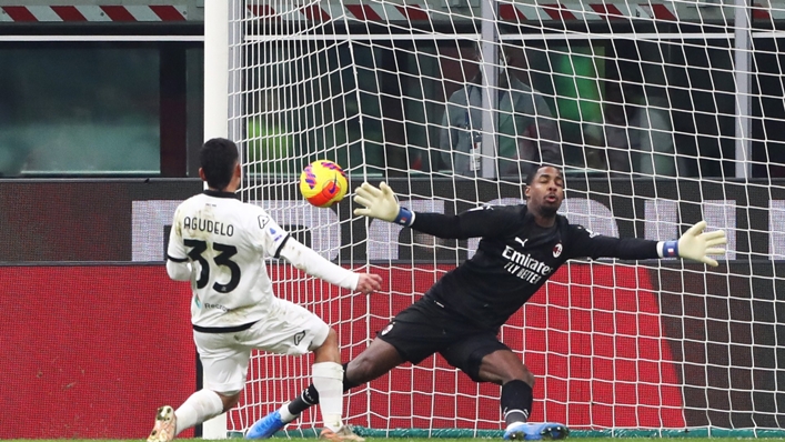 Spezia came from behind to beat Milan at San Siro