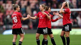 Women's Super League: Naalsund helps Man Utd past Liverpool as Spurs beat West Ham