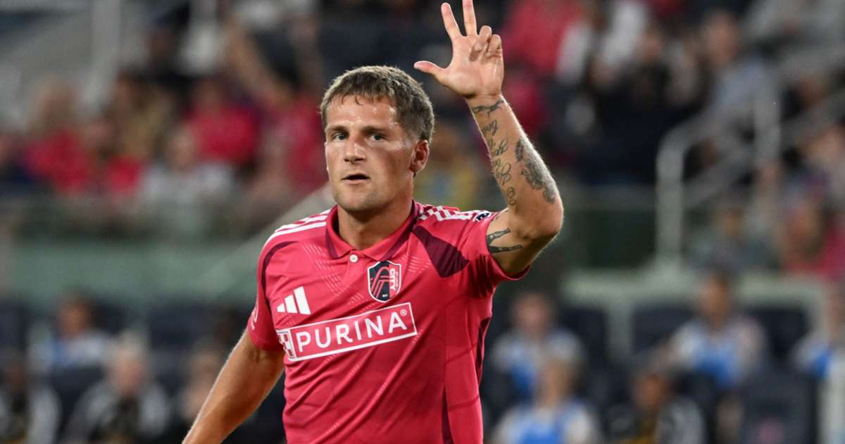 Holse hits 21-minute hat-trick as St. Louis City rout LA Galaxy 6-2 to equal MLS record unbeaten run