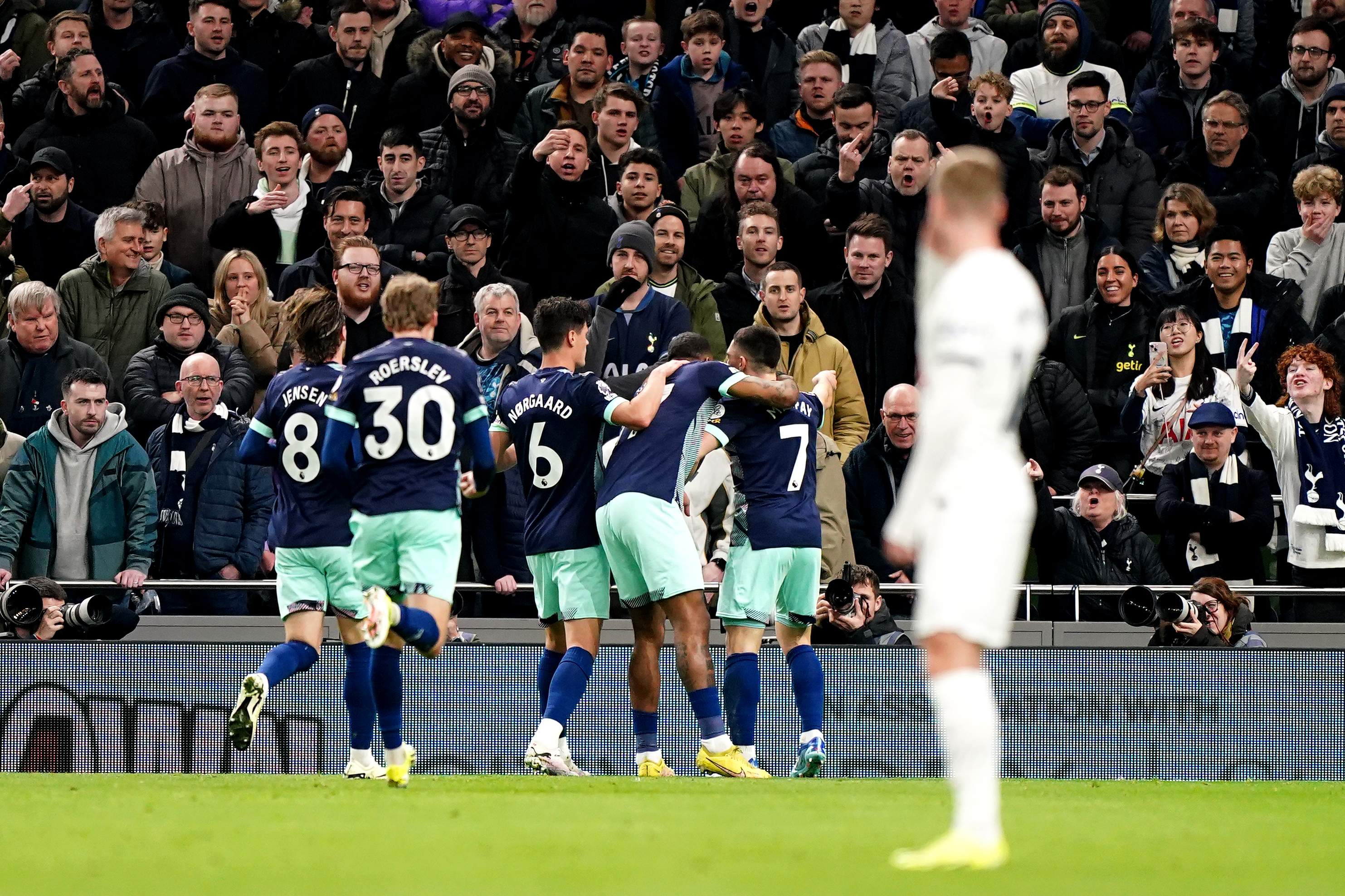 Tottenham back into top four after second-half comeback sees off Brentford