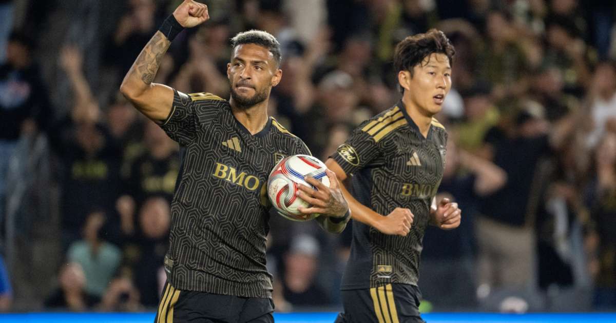 LAFC fight back from 2-0 down to draw LA Galaxy and seal playoff spot