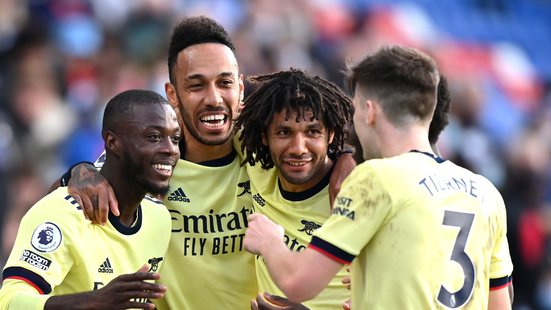 Crystal Palace 1-3 Arsenal: Pepe at the double to keep Arsenal's European hopes alive