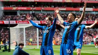 Arsenal 1-2 Bournemouth: Scott provides title race twist as Premier League leaders wobble again