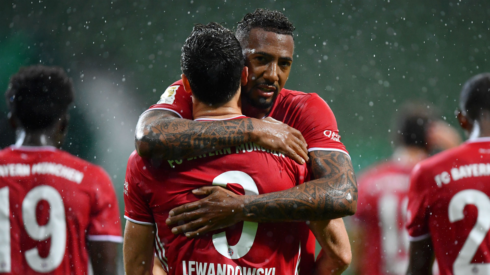 Lewandowski seals eighth successive Bundesliga title