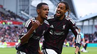 ​Brentford 1-2 Liverpool: Yarmoliuk and Janelt sent off as Isak scores winner