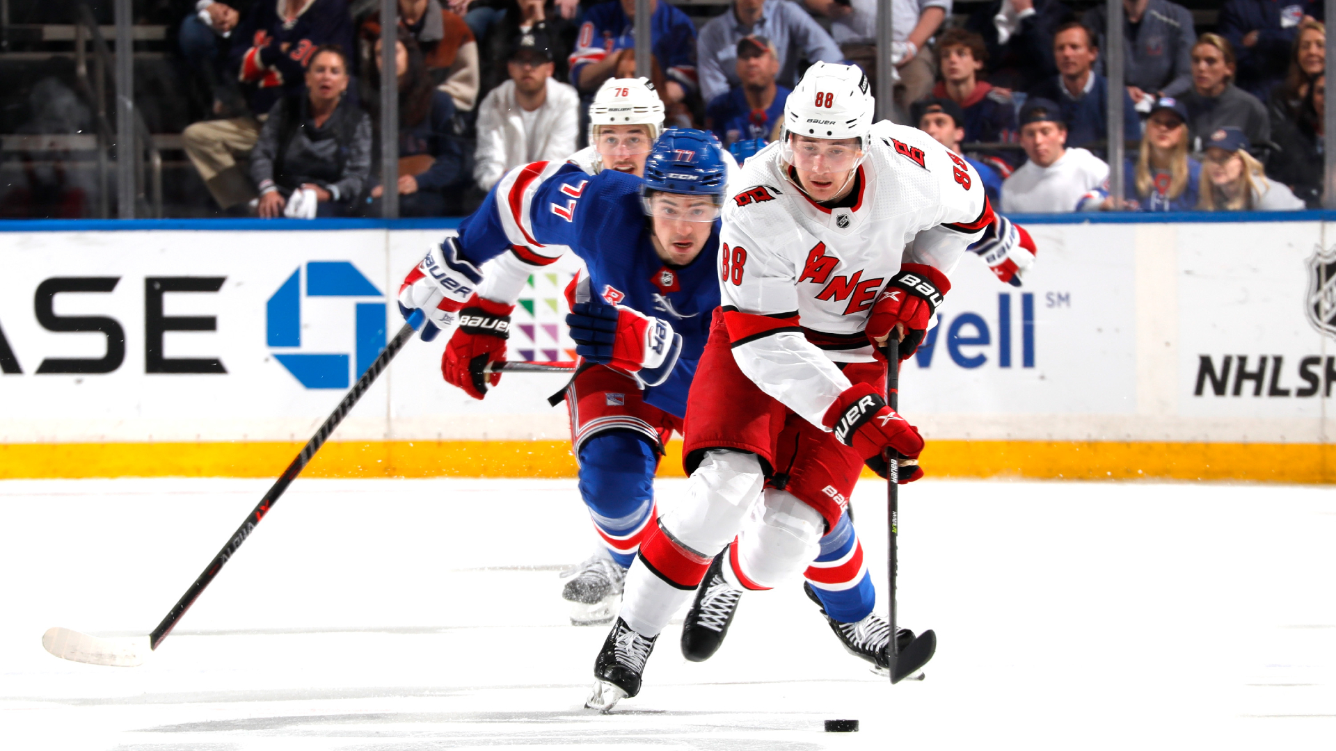 Martin Necas (R) has signed a new two-year deal with the Carolina Hurricanes