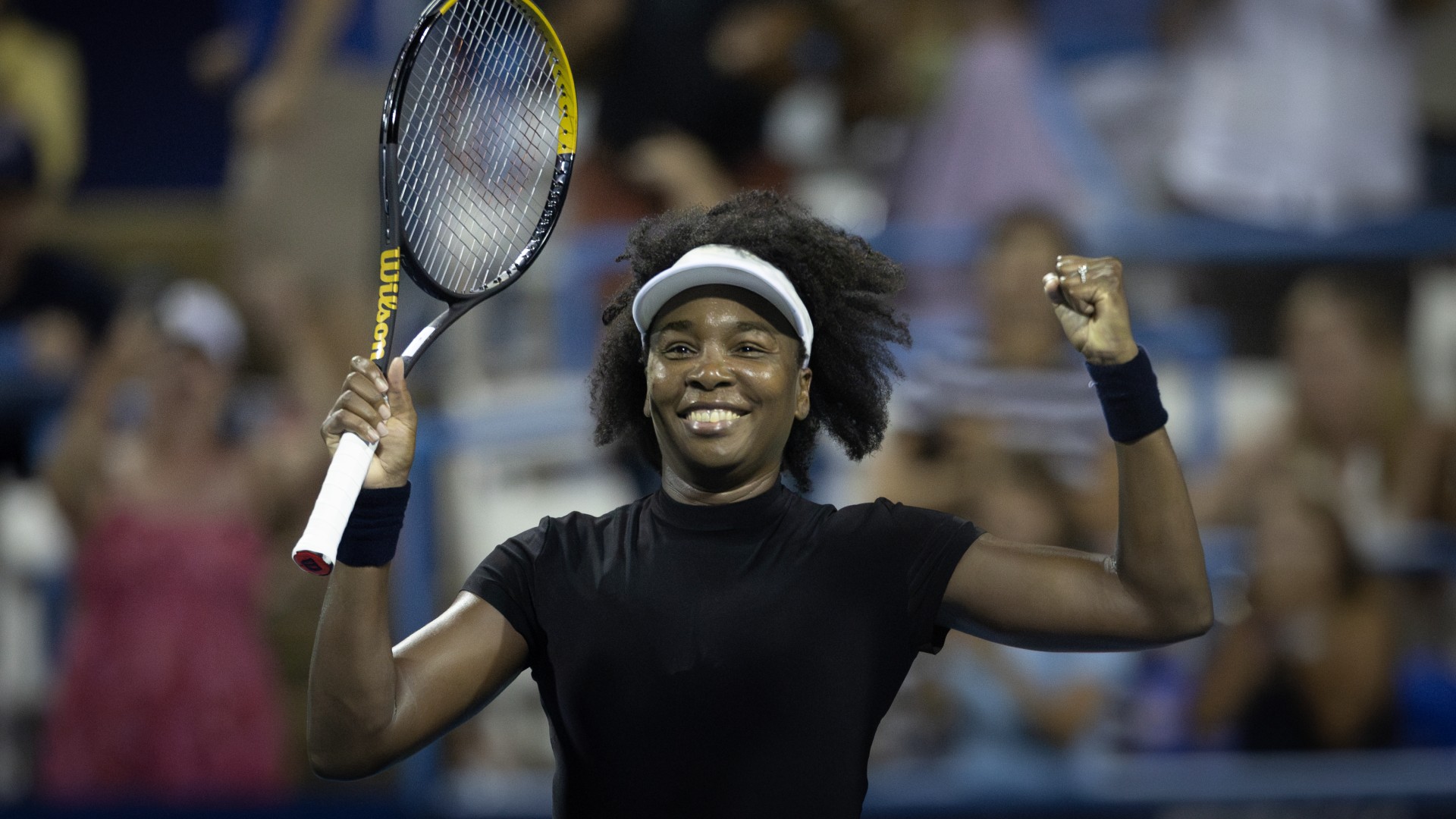 Venus Williams rolls back the years with Washington win over Stearns