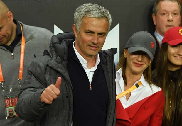 mourinho-cropped_11tkvfo7on4661xrd3579ln7wg.jpg