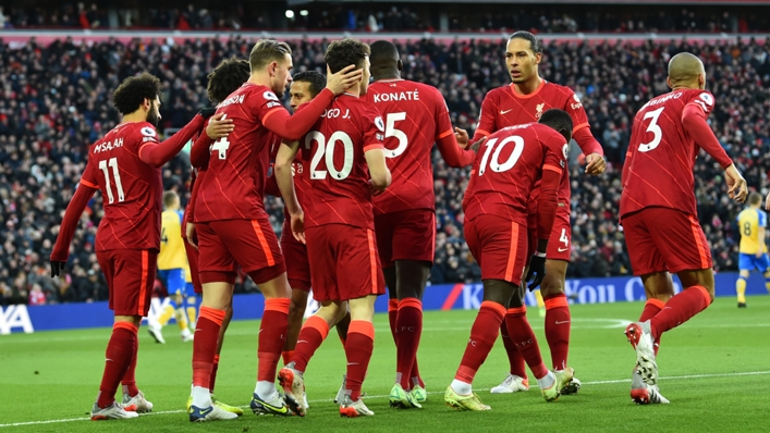 Liverpool's players celebrate with scorer Diogo Jota
