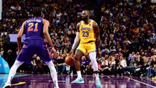 NBA: James stars for Lakers with 32 points in win over Durant, Suns