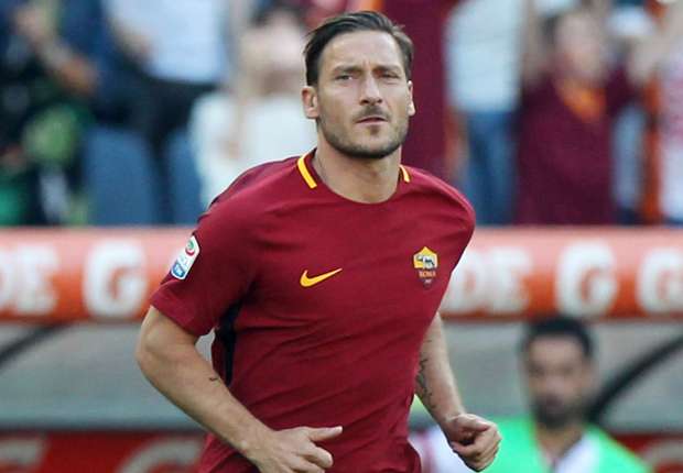 totti-cropped_57a4vn3mvdgd19x9j0wrl346z.jpg