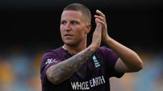 The Ashes: England 'looking to put smiles on faces', says Carse