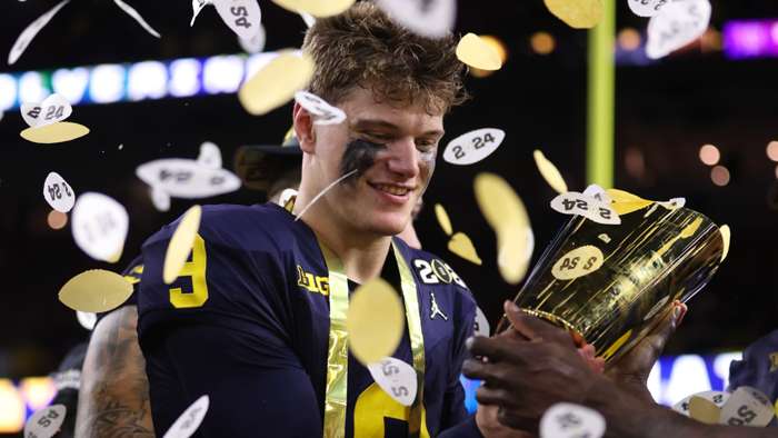 Vikings trade up to select quarterback McCarthy with 10th pick of NFL draft