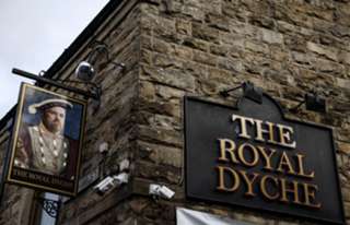 Everton boss Sean Dyche insists he does not expect an ovation on Burnley return