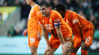 Scottish Premiership: Hibs hold Rangers to do Hearts a favour, Celtic beat Falkirk