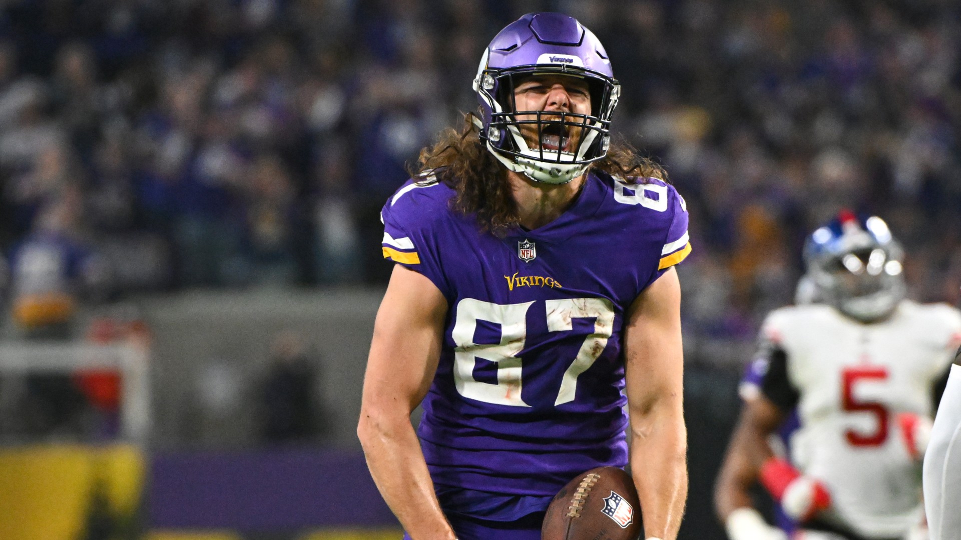 Minnesota Vikings Lock Up Pro Bowl TE Hockenson | LiveScore