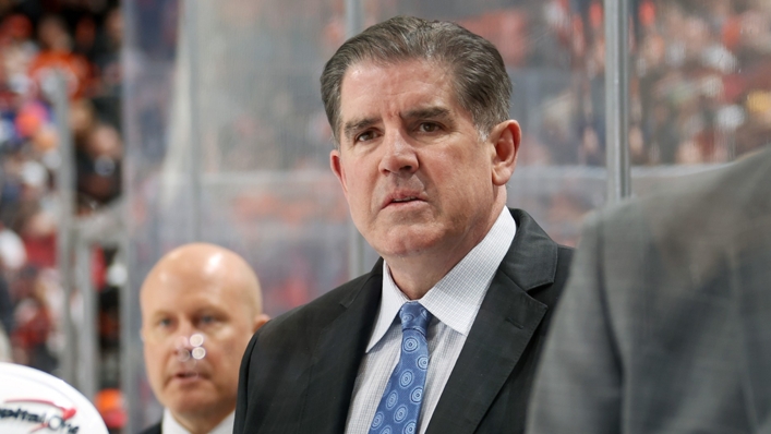 Peter Laviolette behind the Capitals bench.