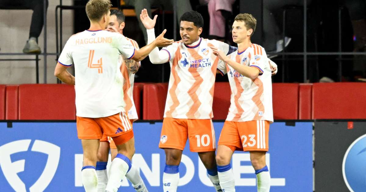 Evander says Cincinnati can’t afford to drop points in playoff race