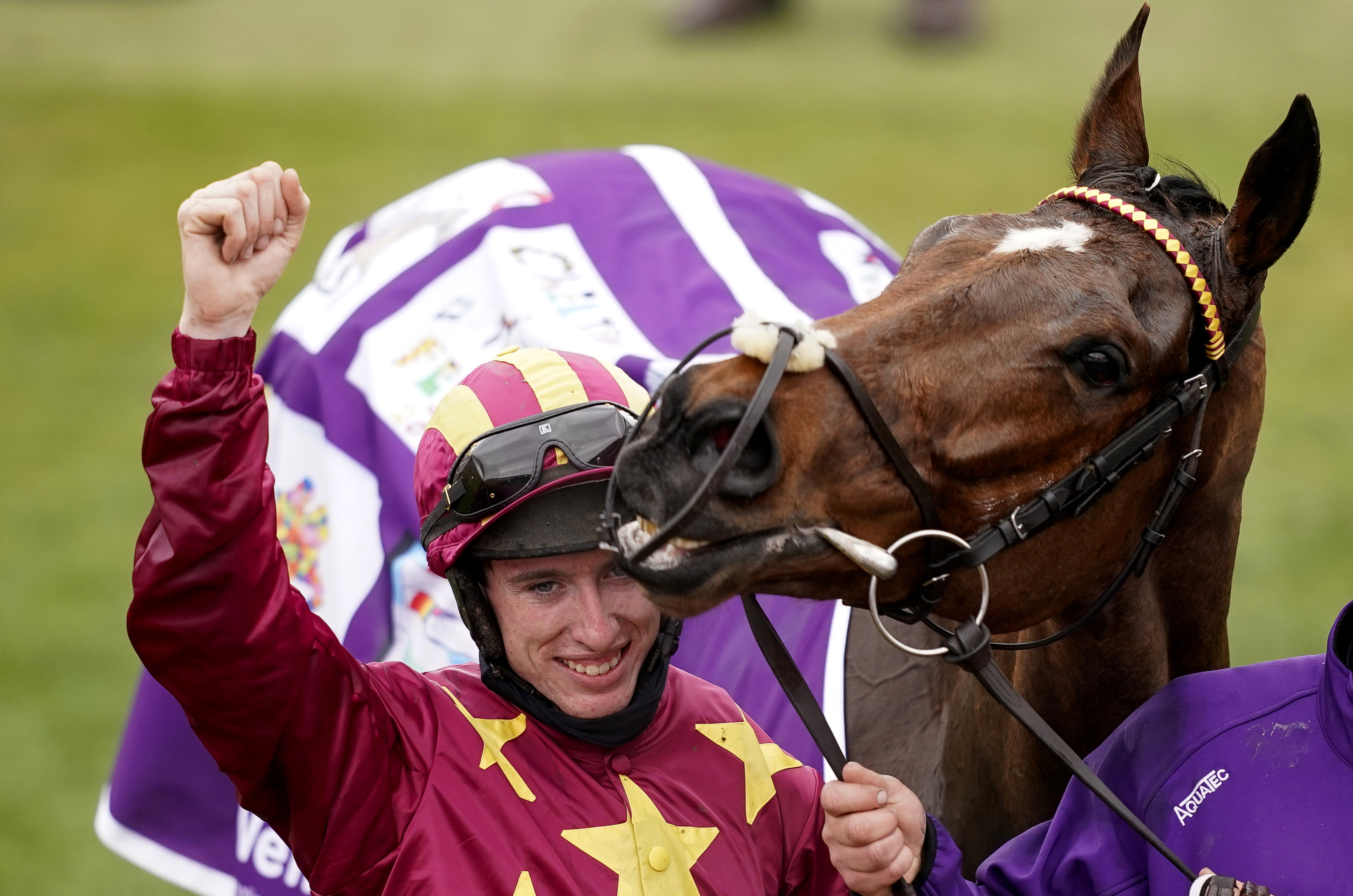 Kennedy with Minella Indo after winning the Cheltenham Gold Cup in 2021