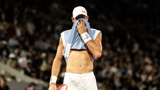 French Open: Arnaldi withdraws from semi-final with illness, Cobolli to meet Zverev